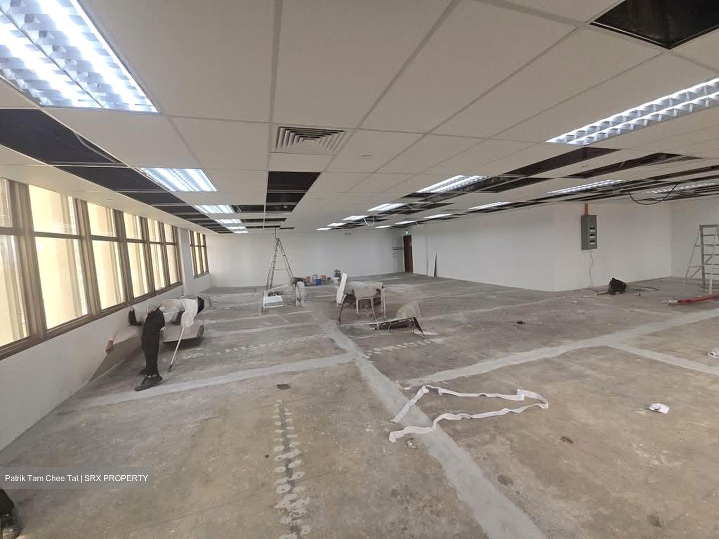 Peninsula Plaza (D6), Office #561590231